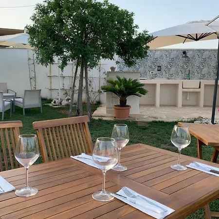 Pensión Masseria Capece Uggiano La Chiesa