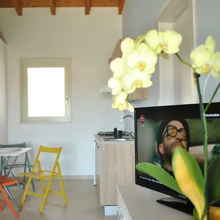 Guest house Masseria Capece Garden Relais 4*
